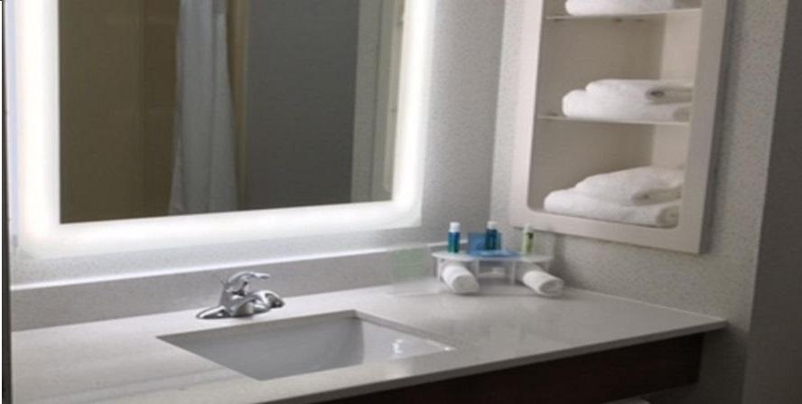 Holiday Inn Express North Tyler Ngoại thất bức ảnh