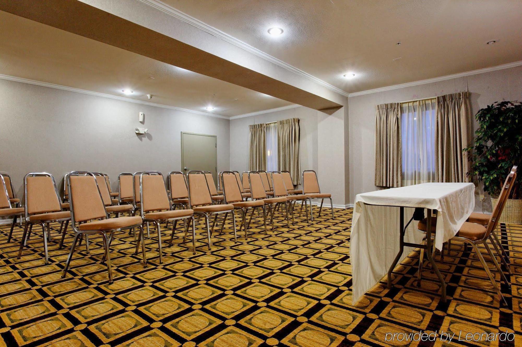 Holiday Inn Express North Tyler Ngoại thất bức ảnh