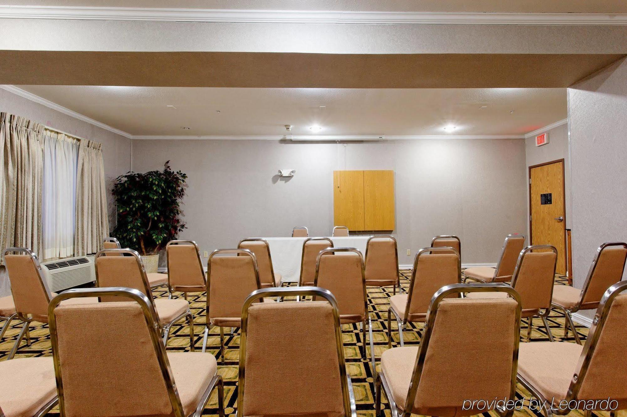 Holiday Inn Express North Tyler Ngoại thất bức ảnh
