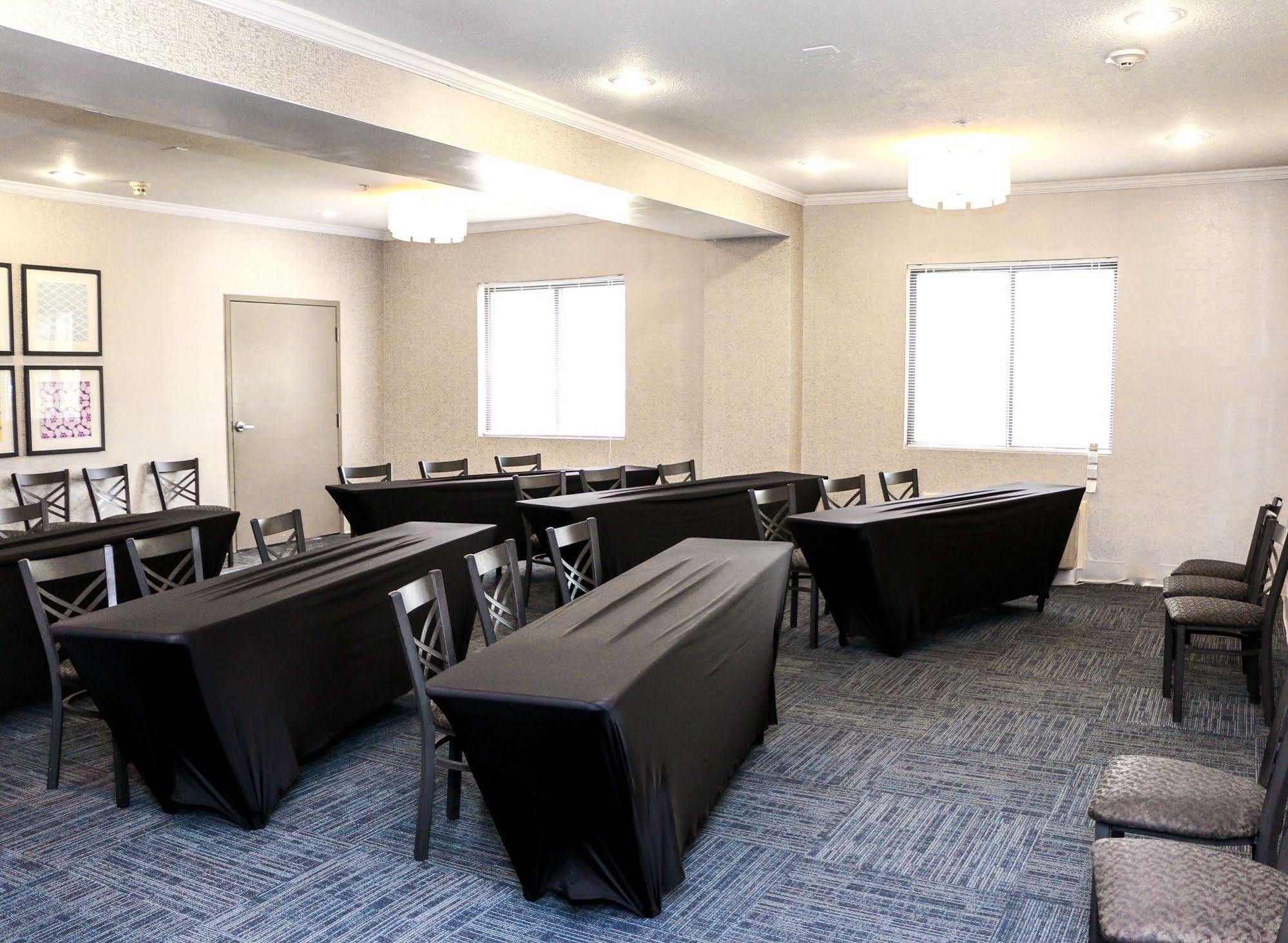 Holiday Inn Express North Tyler Ngoại thất bức ảnh