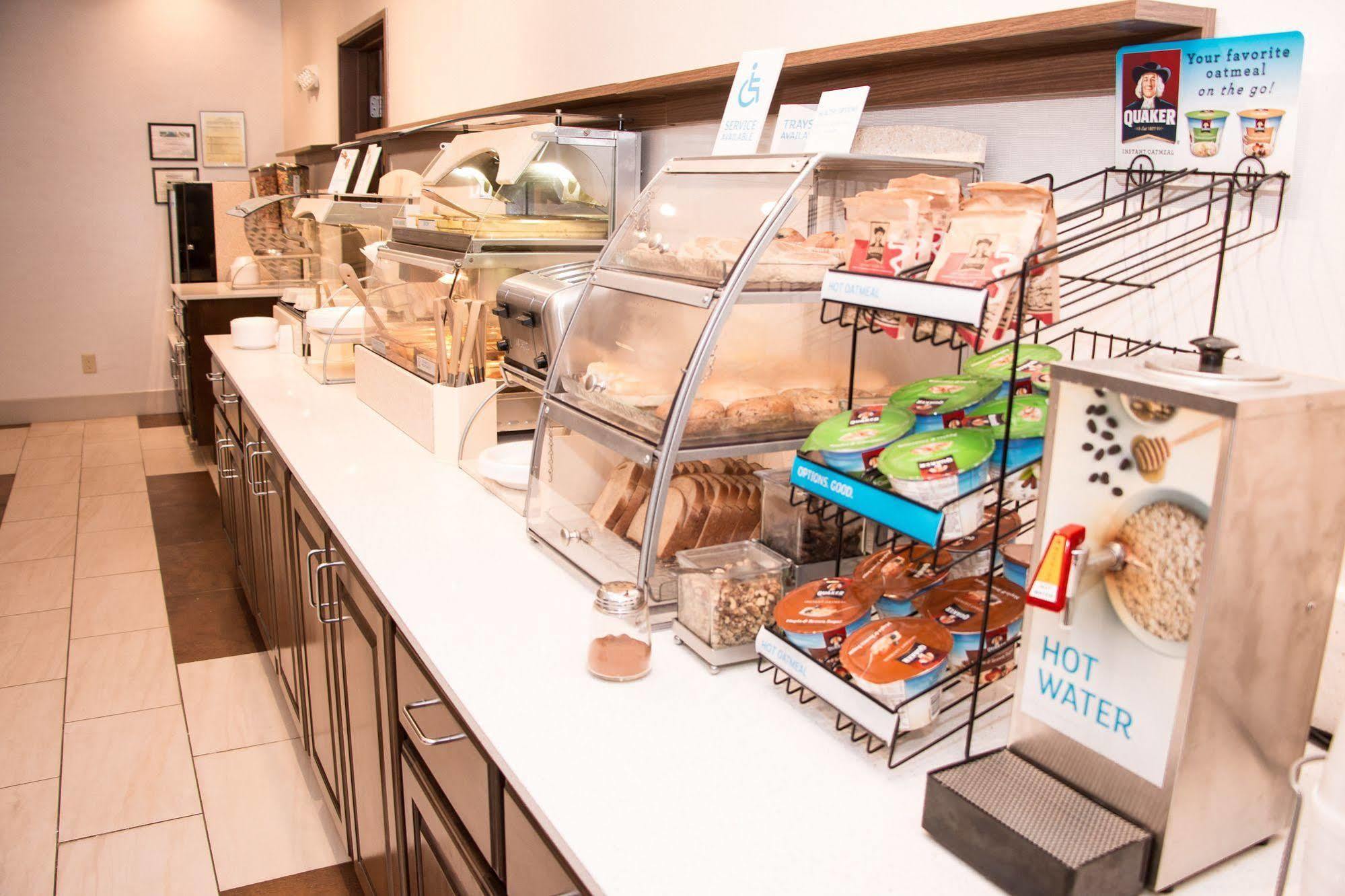 Holiday Inn Express North Tyler Ngoại thất bức ảnh