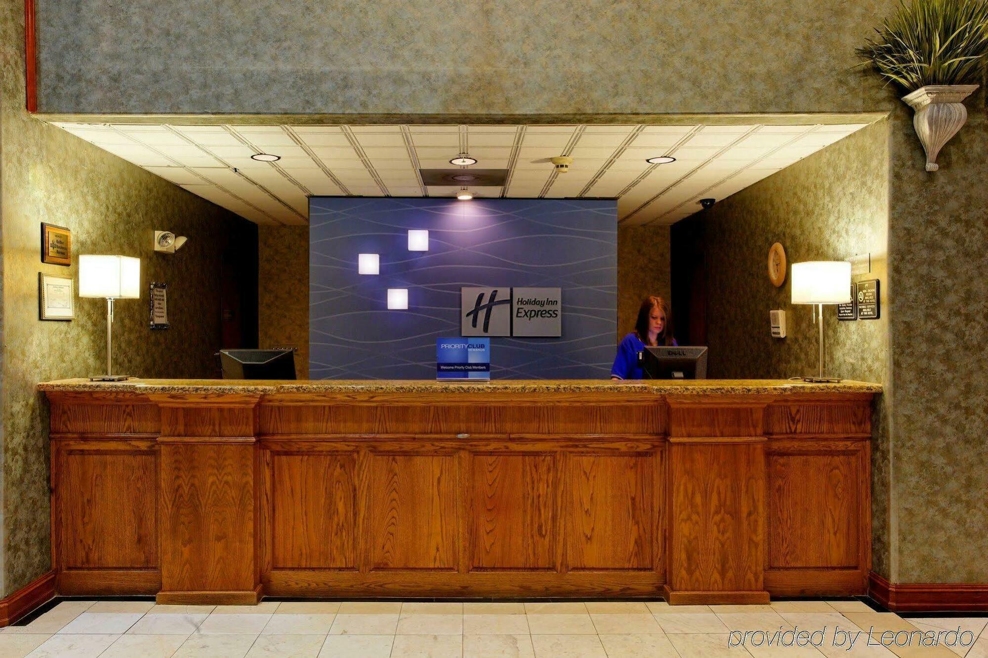 Holiday Inn Express North Tyler Ngoại thất bức ảnh